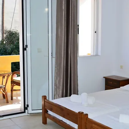 Appartement Raph's Studios-apts By The Sea