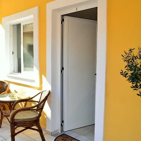 דירה Raph's Studios-apts By The Sea Agia Marina