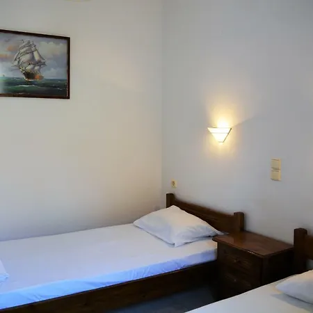 דירה Raph's Studios-apts By The Sea Agia Marina