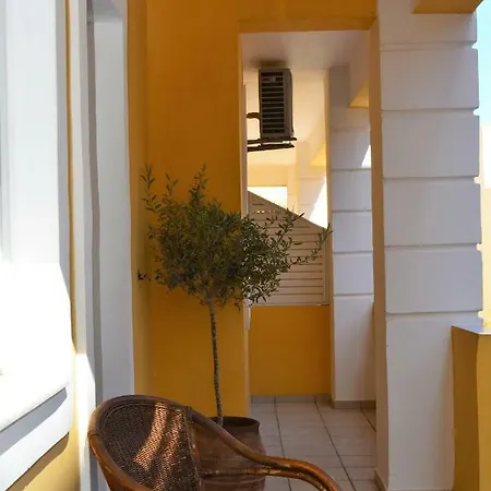 Appartement Raph's Studios-apts By The Sea