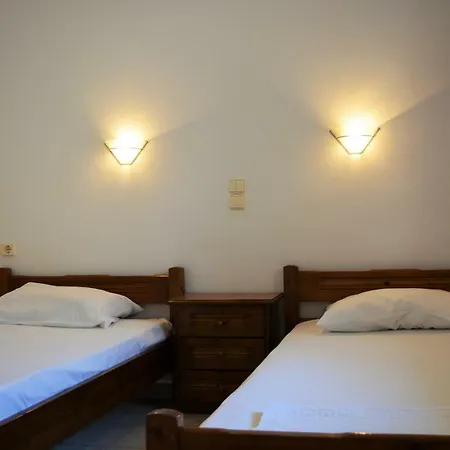 דירה Raph's Studios-apts By The Sea Agia Marina